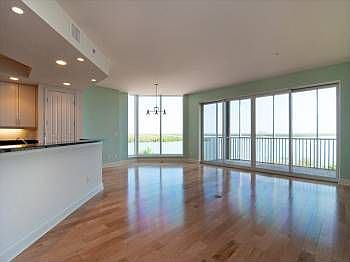 5th image of 4137 Bay Beach Ln Unit 543