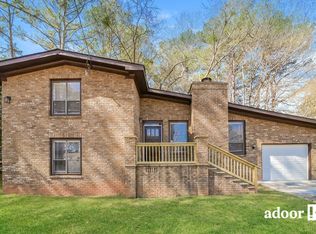 8801 Churchill Pl, Jonesboro, GA