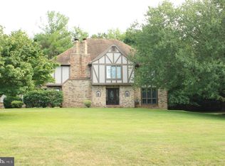 6204 Beechdale Ct, Derwood, MD 20855