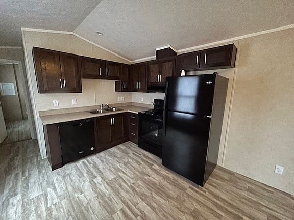3rd image of 1909 Millers Ln #Townhouse 1