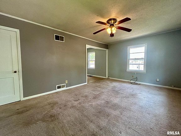 3rd image of 506 N Davis St