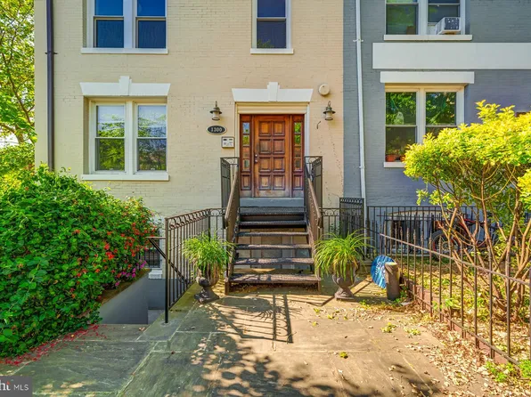 1300 Belmont St NW APT 201, Washington, DC 20009