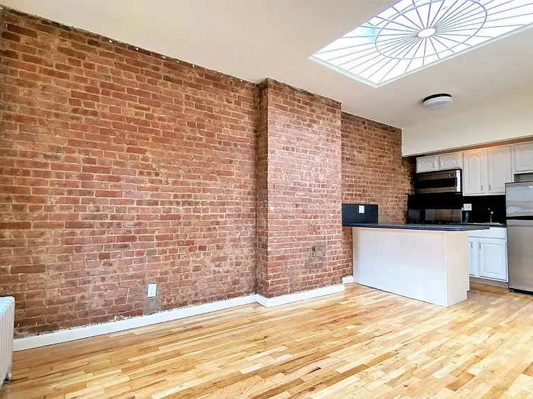 54 W 84th St #4R — Photo 3