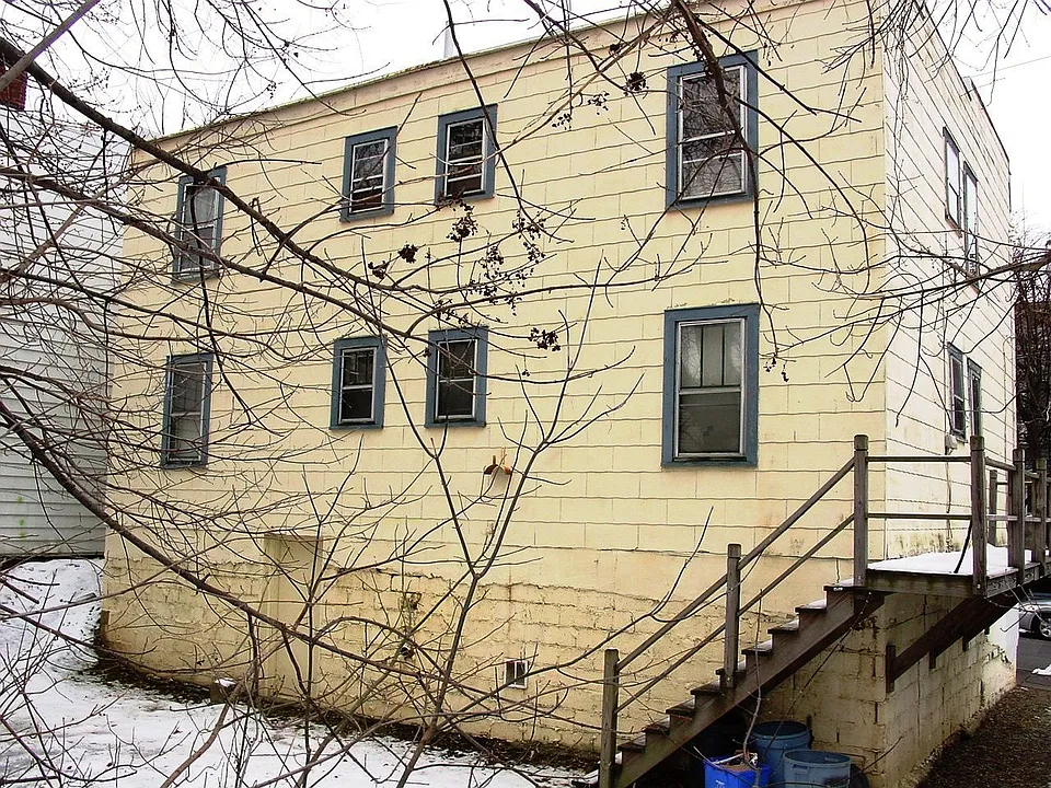 Exterior Back