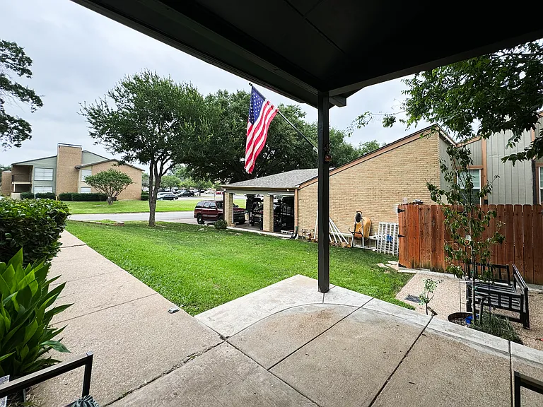 1524 El Camino Real — Photo 34