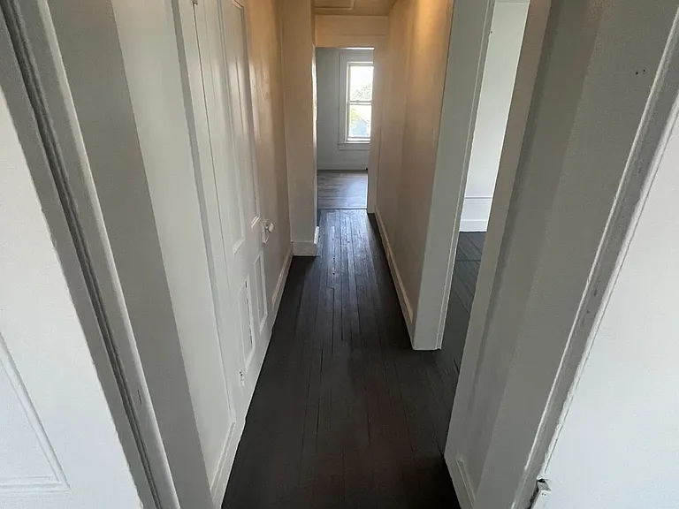 335 S Main Ave — Photo 13