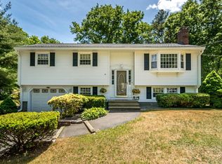 17 Burnham Rd, Billerica, MA 01821
