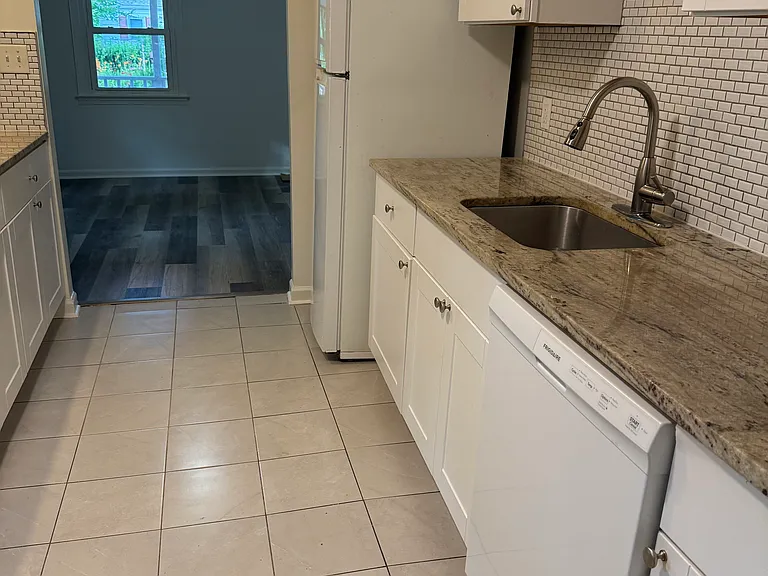 12222 Selfridge Rd — Photo 3
