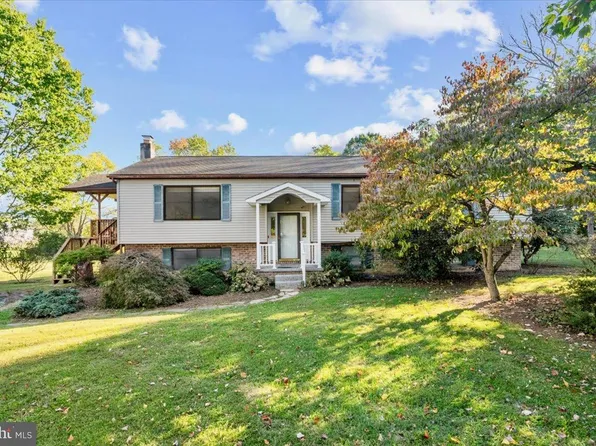 1210 Uvilla Rd, Harpers Ferry, WV 25425
