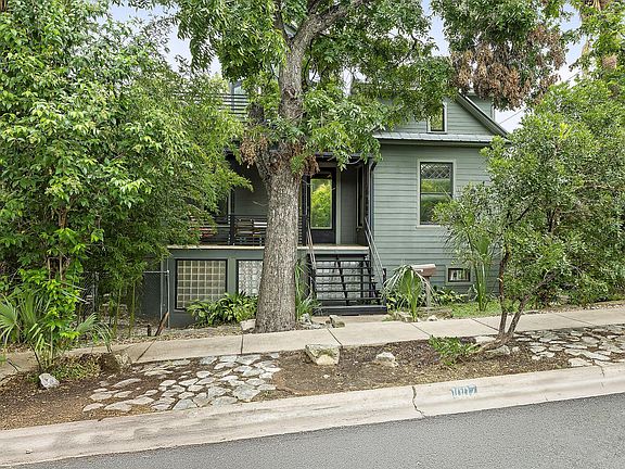 4th image of 1007 E 8th St
