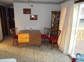 5th image of 102 Bedford St