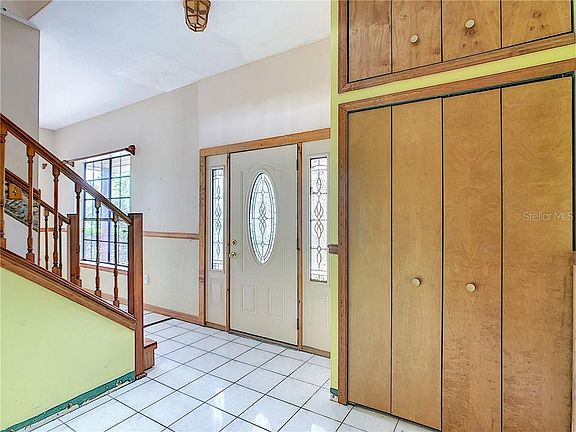 4th image of 1580 Cheri Ct