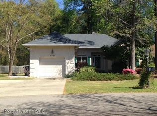 6221 Falkland Ct, Fayetteville, NC 28311
