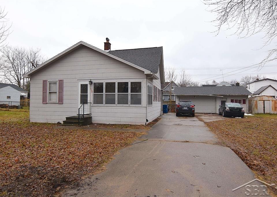 1st image of 1106 Lewis St