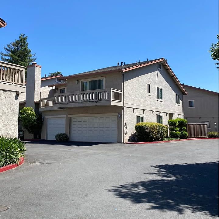 1st image of 130 Baroni Ave APT 13