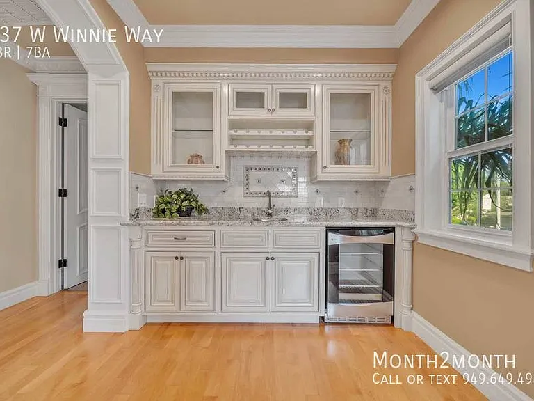 137 W Winnie Way — Photo 8