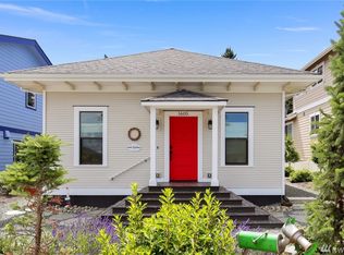 1605 6th St, Anacortes, WA 98221