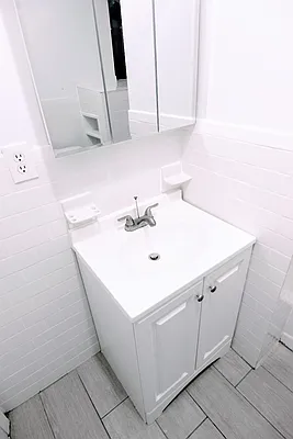 Rented by Voro, LLC | media 17