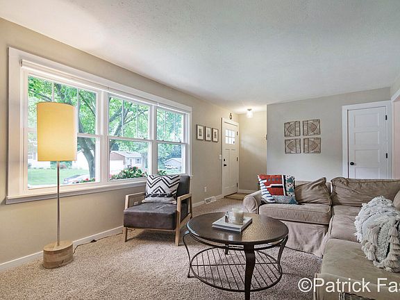5th image of 4636 Breckenridge Dr NE