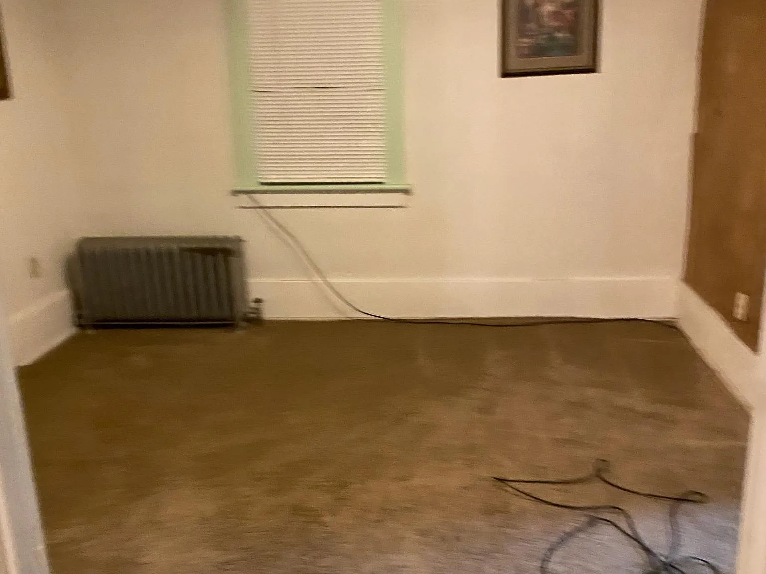 2 bed, $700 — Photo 2