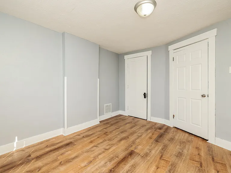 113 W Parkwood Dr #113 — Photo 5