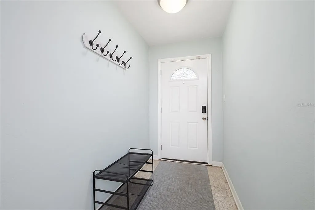 4 bed, 3.0 bath, 1788 sqft, $2,500 — Photo 3