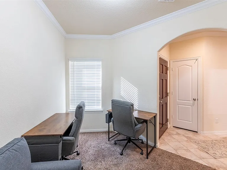11413 Hackmatack Way — Photo 31