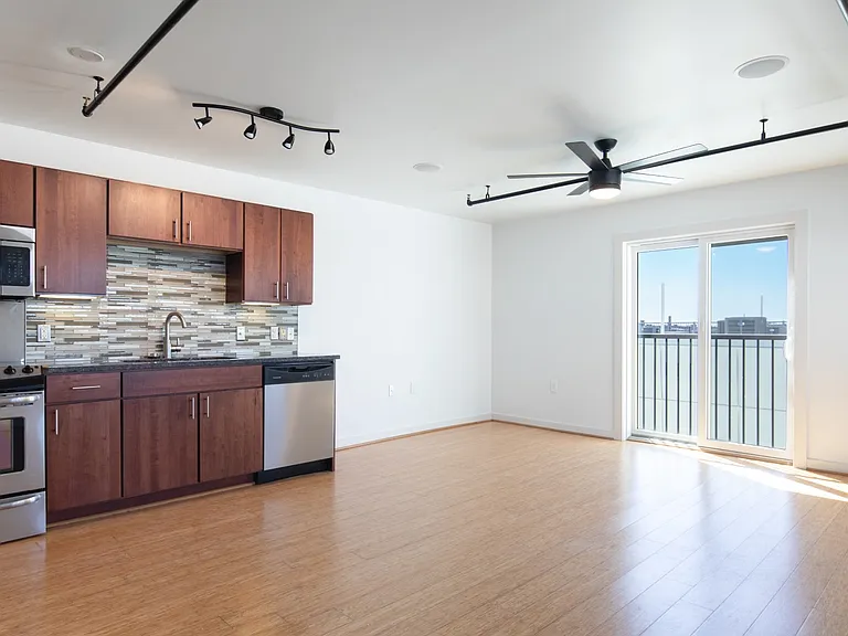 Riverview Lofts — Photo 23