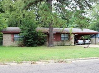 201 Lenwood Dr, Nacogdoches, TX 75964