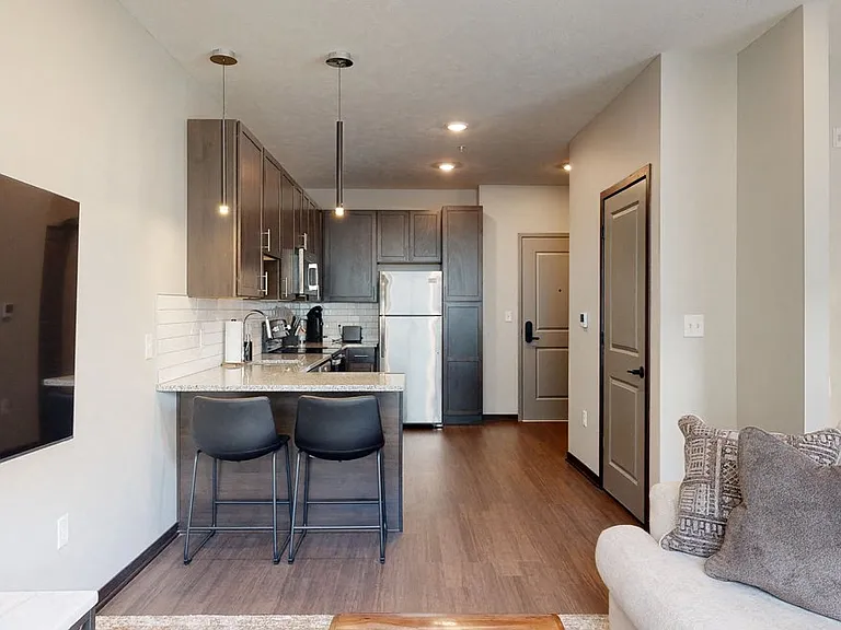 Enjoy the perfect blend of style and function in our studio apartments, featuring versatile living spaces and thoughtful details.