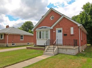 1105 Sunset St, London, ON N6A 2Y5