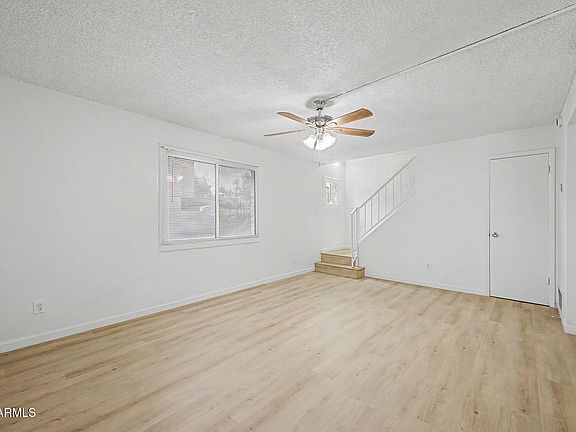5th image of 4051 W READE Avenue