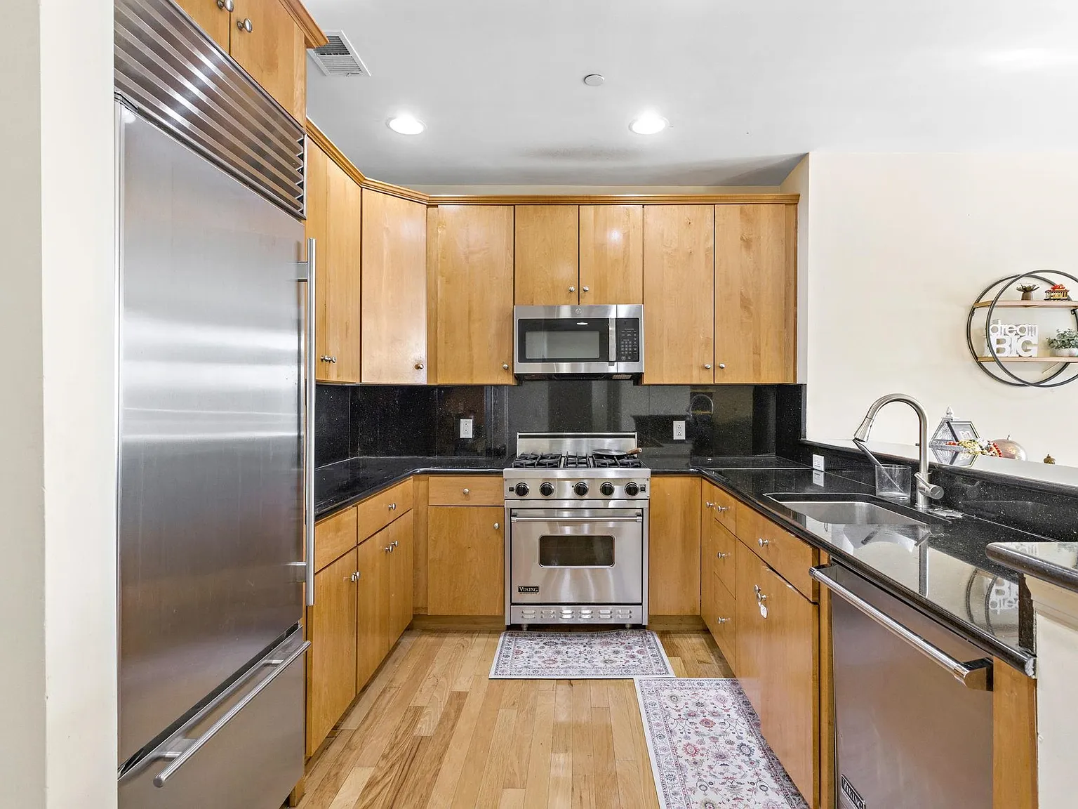 Hudson Pointe — Photo 2
