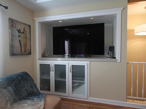 5th image of 337 Brooks Ave #3