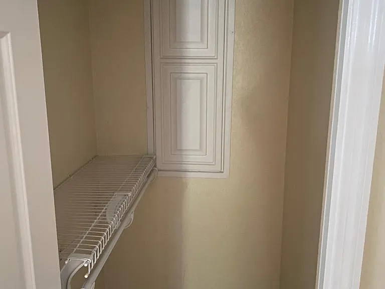 231 NE 28th Ave #105 — Photo 17