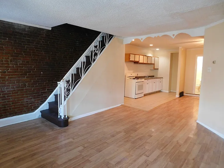 5341 Hadfield St — Photo 4