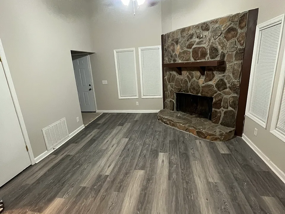 773-777 Barnes Mill Trce