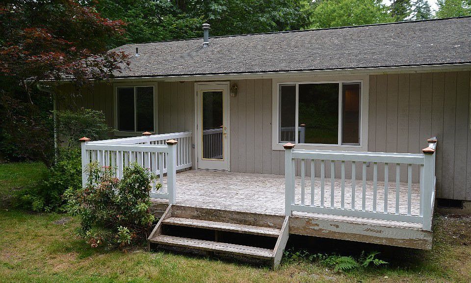 Backyard deck