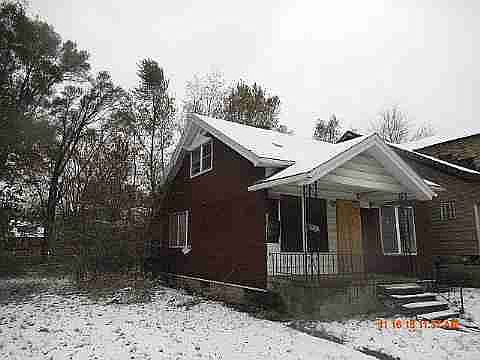 8108 E Grixdale