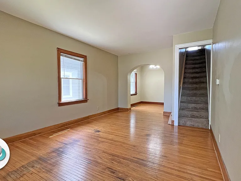 213-215 6th Pl NW #213 — Photo 11