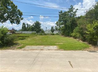 1659 E Lincoln Rd, Lake Charles, LA 70607