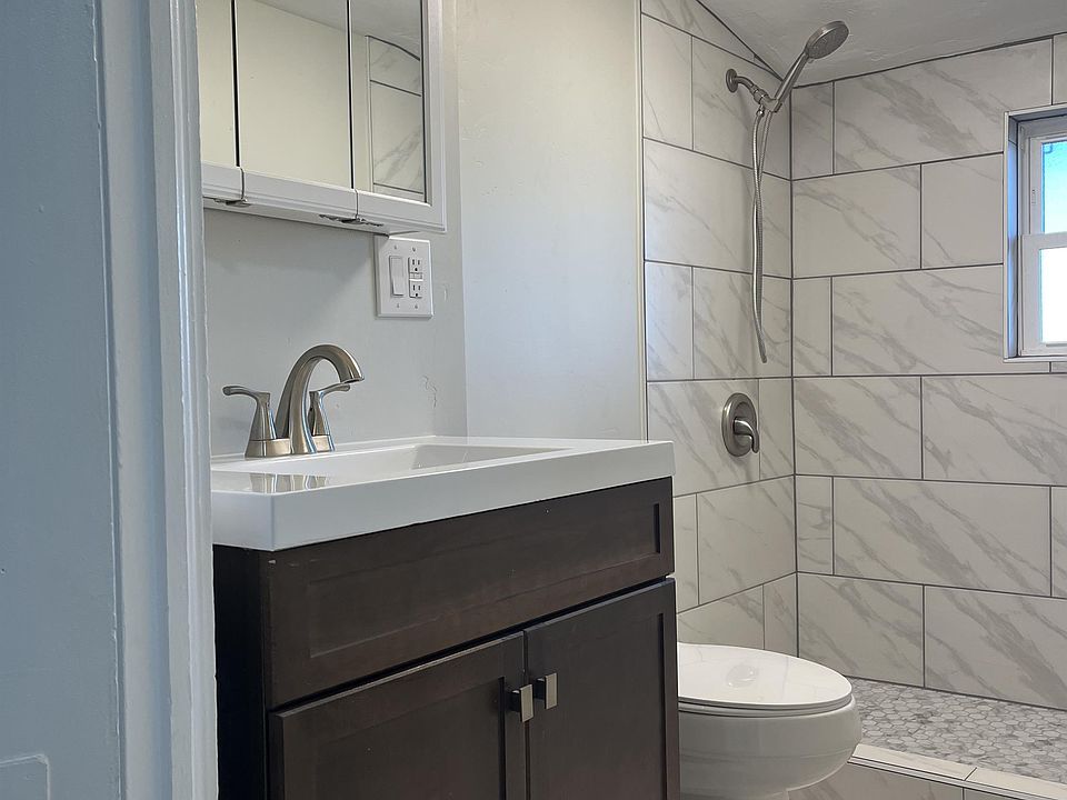 1st image of 1470 S Edison St APT 4