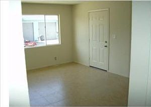 4th image of 1136 Ramona St