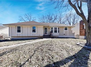 7715 N Stoddard Ave, Kansas City, MO 64152