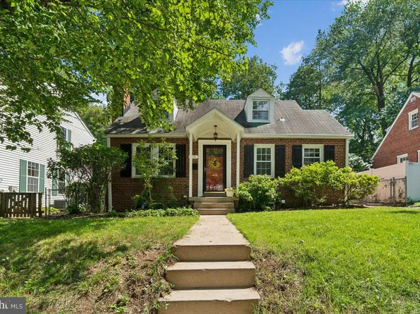 115 Eastmoor Dr, Silver Spring, MD 20901