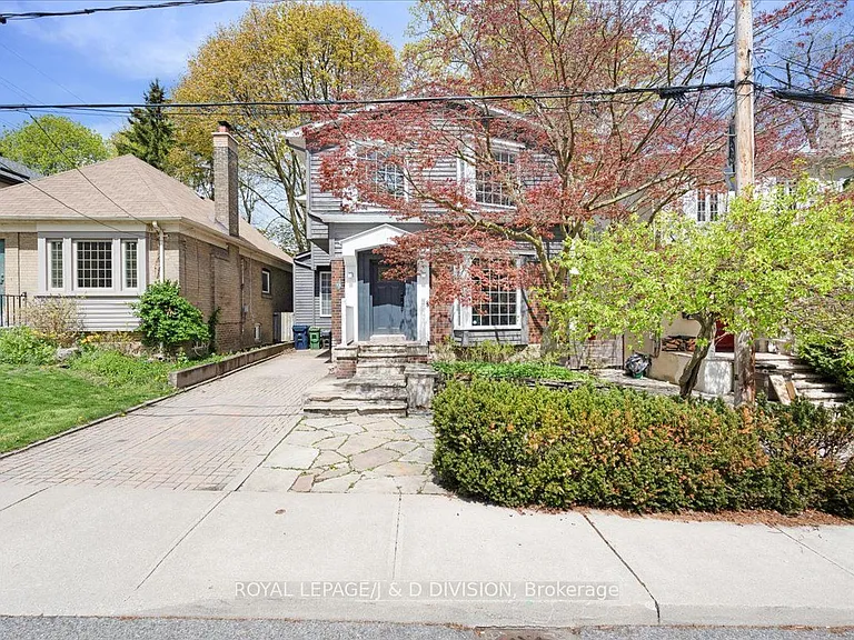 73 Astley Ave — Photo 2