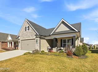 1608 Sugarfield Ln, Knoxville, TN 37932