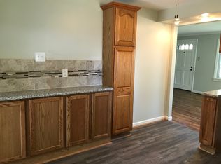 22610 Harper Lake Ave, Saint Clair Shores, MI 48080