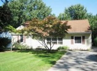 7389 Crossfield Rd, Mentor, OH 44060
