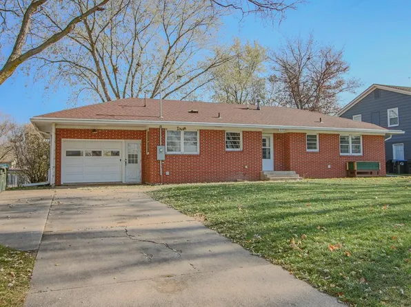 1037 N 22nd St, Fort Dodge, IA 50501